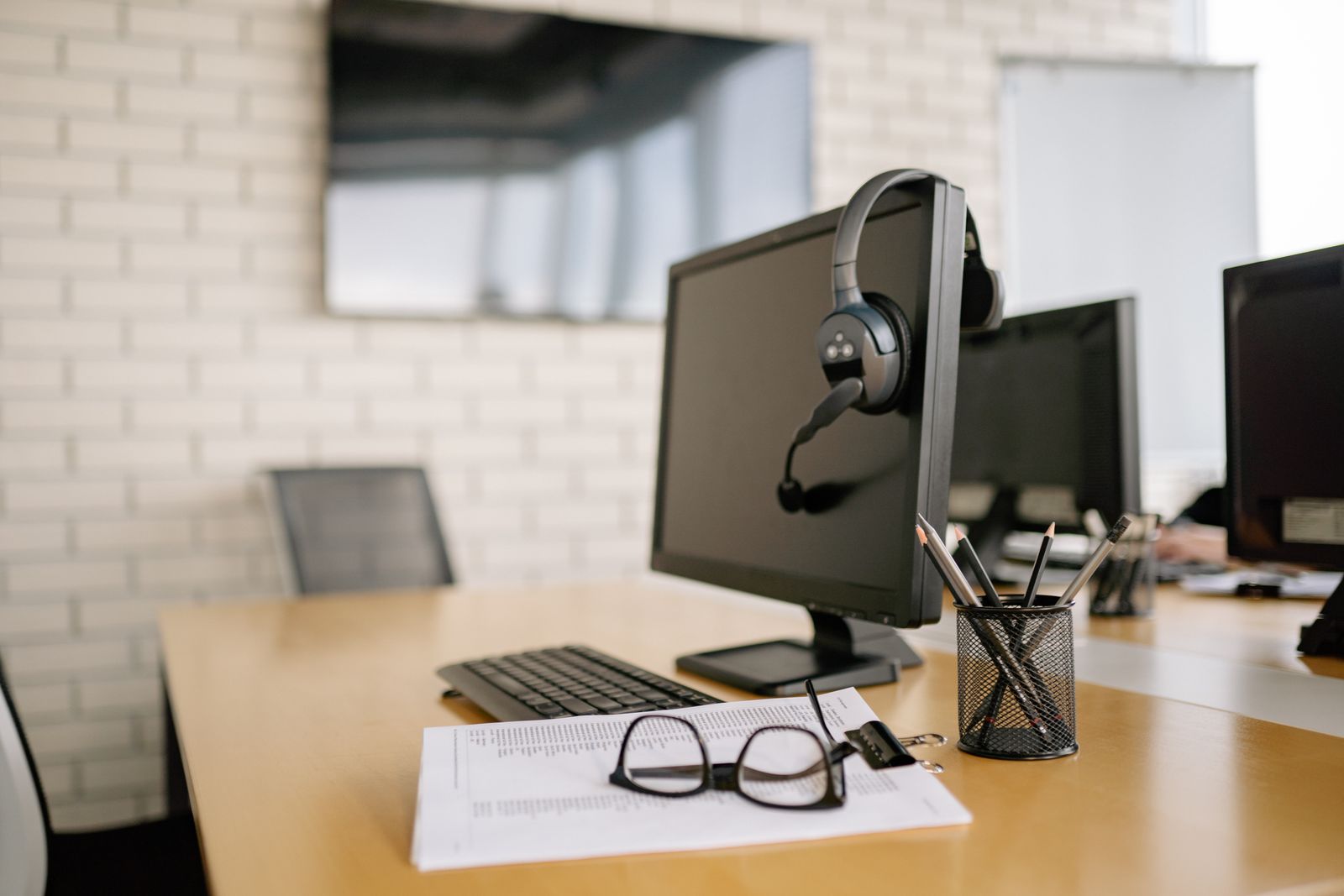 Support workstation with a headset.